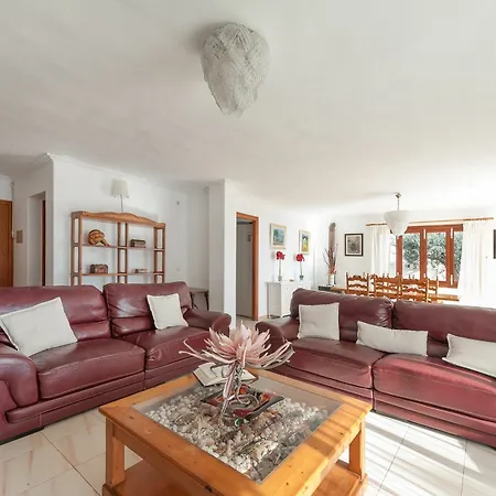 Golf Villa *